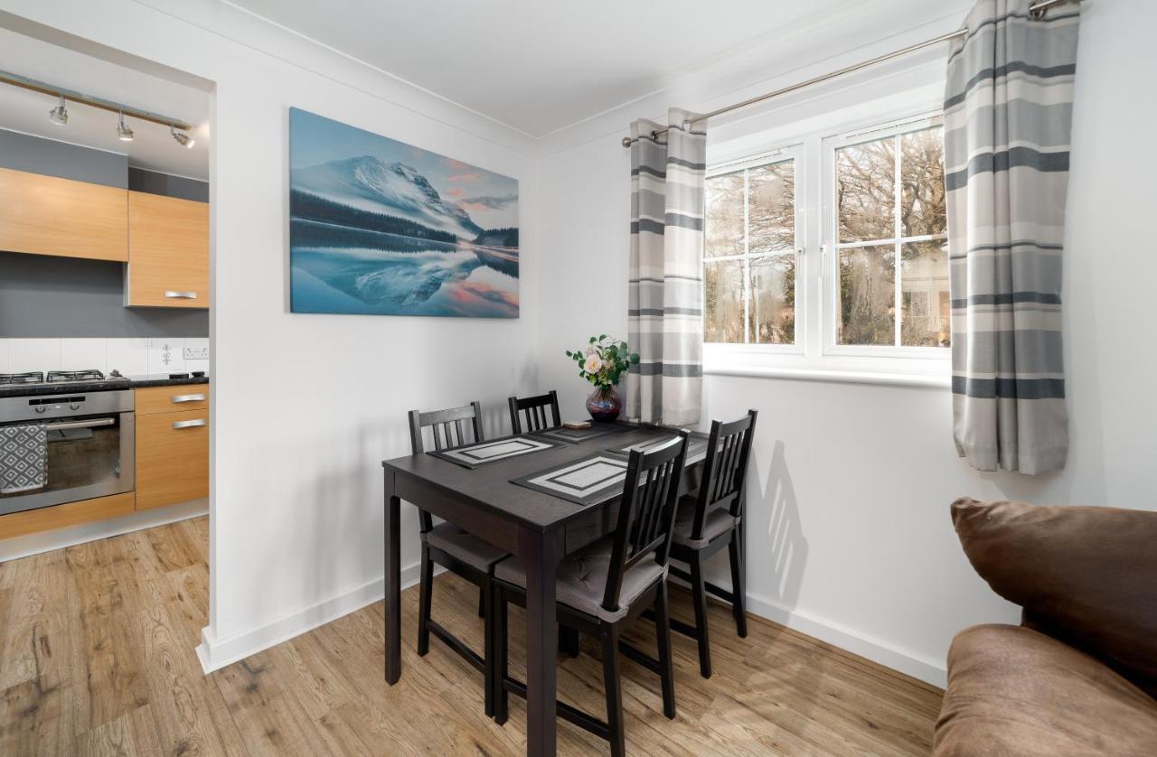 Charming 2Br Ground Floor Flat In Sholing, 11 Mins From City Centre - Recently Set Up With Love Southampton Bagian luar foto